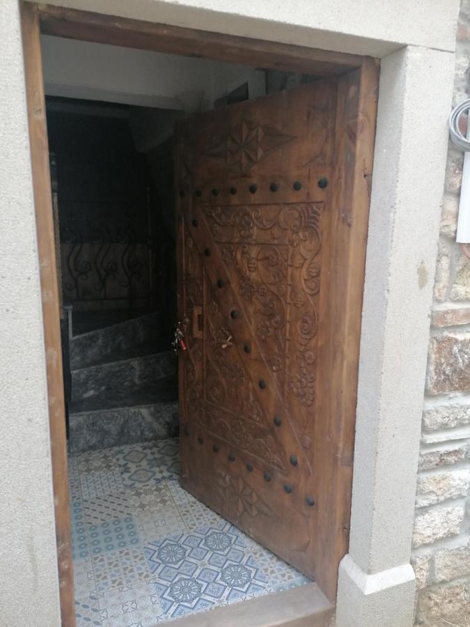 Tashan Otel Фоча Экстерьер фото